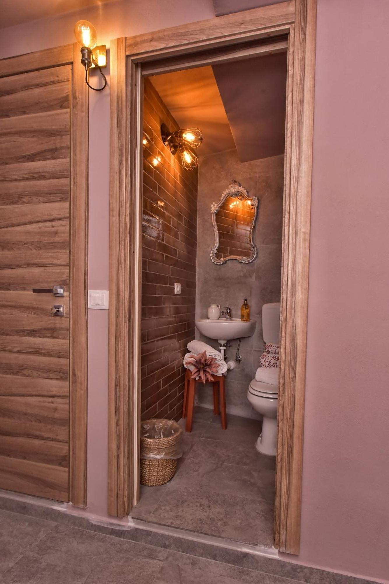 Casa Vacanze Tra I Monti E San Martino Biassa Exterior foto